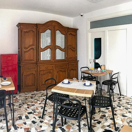 Bed and Breakfast Beb Terrazza Del Sole Pisa Esterno foto